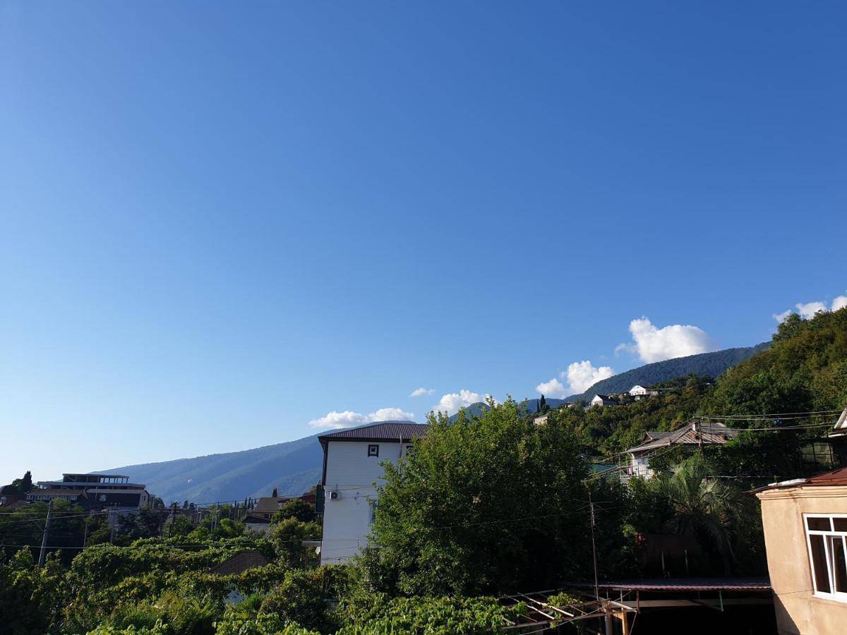 Guest House Lykhny Gagra Exterior photo